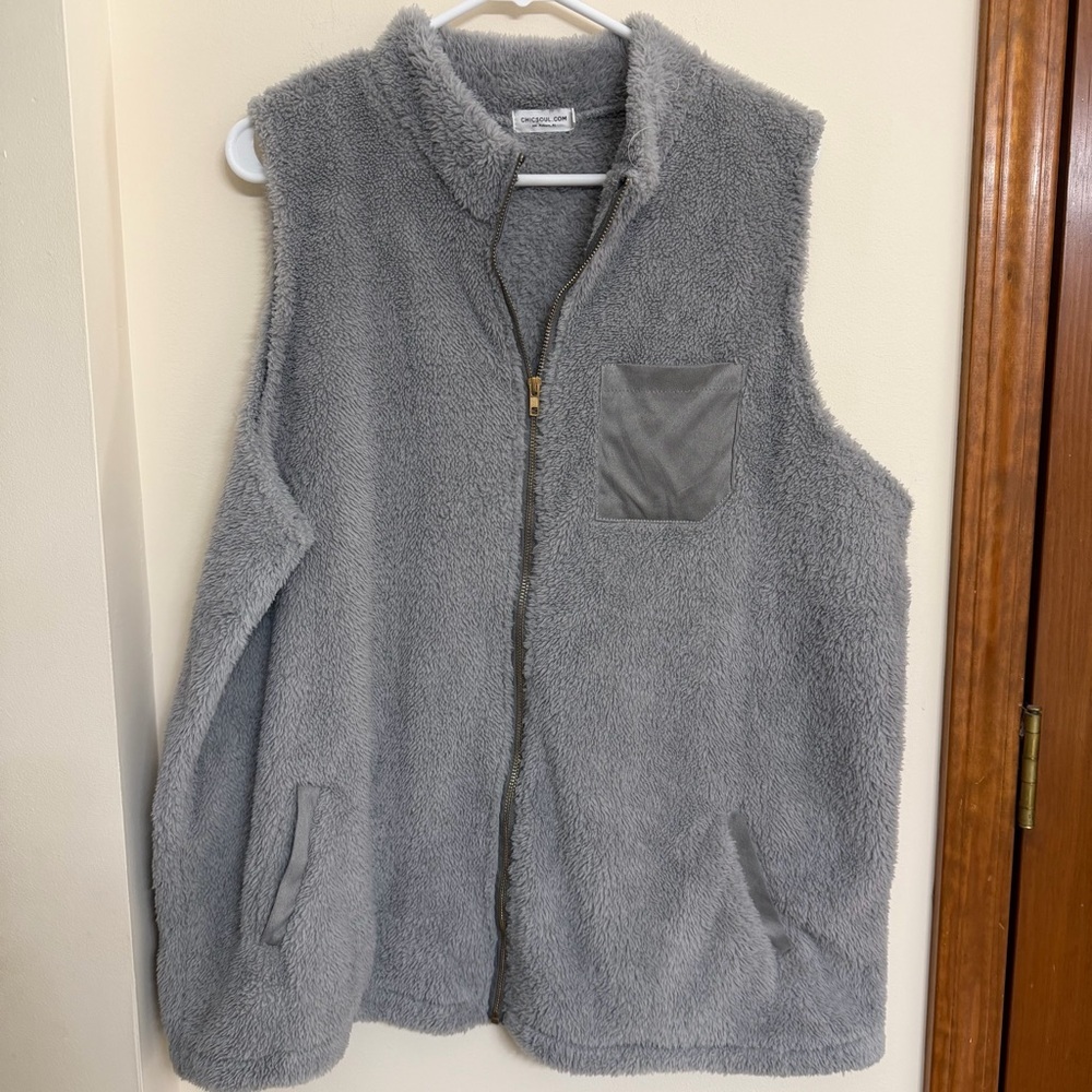 Chic Soul Fuzzy Grey Fleece Zip Vest